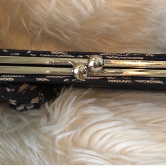 Nude, black, blue lace clutch ๐ - Picture 2 of 5